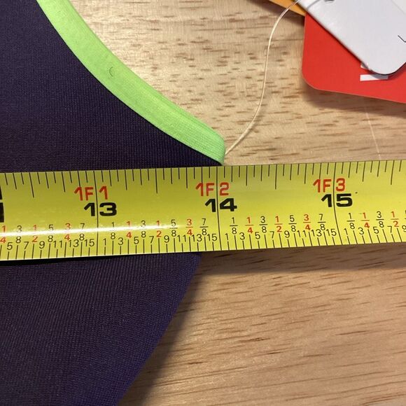 NWT Ladies Mountain Hardwear Synergist tanktop - XS - Picture 5 of 6